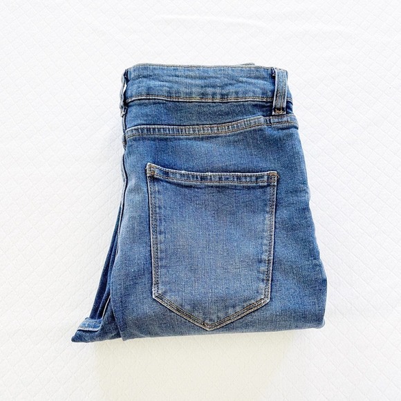 Zara Bootcut Medium Wash Distressed Denim Jeans SZ08 NWT - Picture 4 of 8